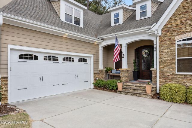 290 Legacy Lakes Way, Aberdeen, NC 28315