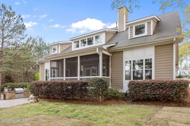 290 Legacy Lakes Way, Aberdeen, NC 28315