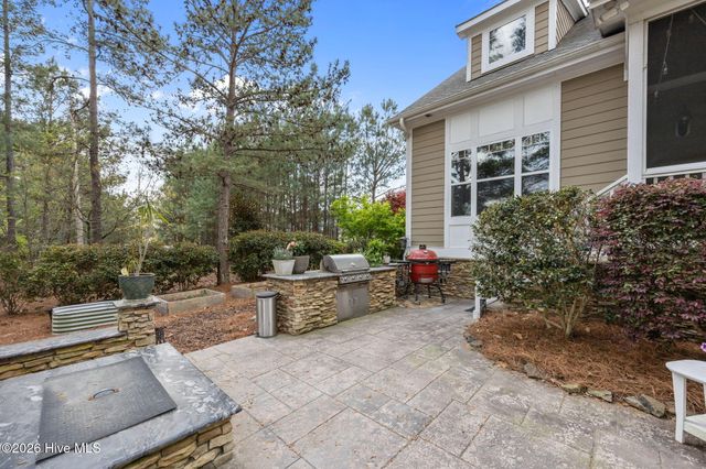 290 Legacy Lakes Way, Aberdeen, NC 28315