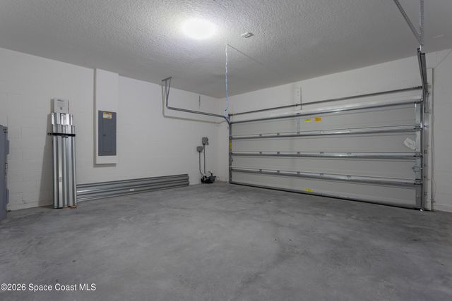 2423 Pinwherry Street NW, Palm Bay, FL 32907