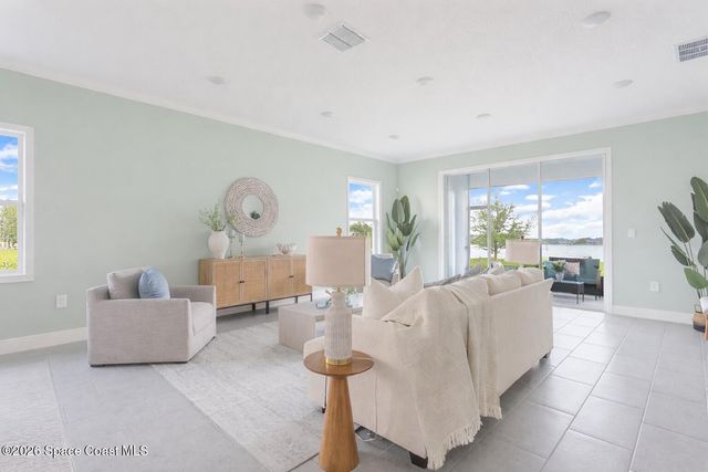 2423 Pinwherry Street NW, Palm Bay, FL 32907