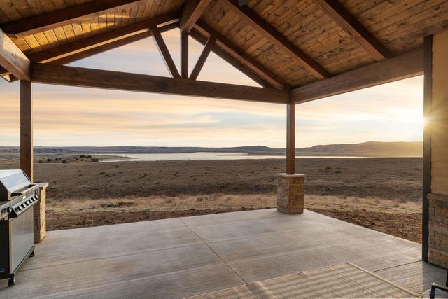 13307 SUNUP LN, Hot Springs, SD 57747