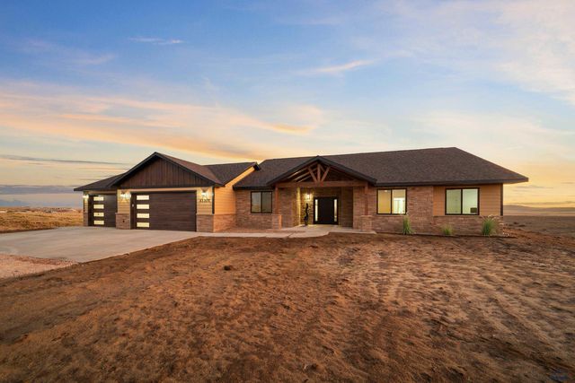 13307 SUNUP LN, Hot Springs, SD 57747