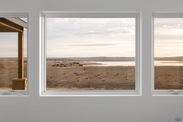 13307 SUNUP LN, Hot Springs, SD 57747