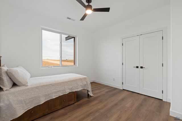 13307 SUNUP LN, Hot Springs, SD 57747