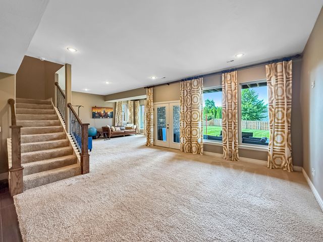 827 E Beaufort Street, Nixa, MO 65714