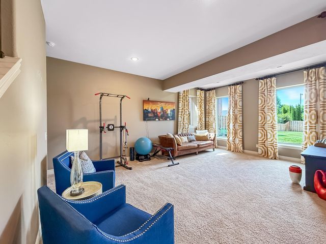 827 E Beaufort Street, Nixa, MO 65714