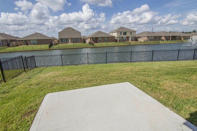 29626 Woodsons Shore Drive, Spring, TX 77386