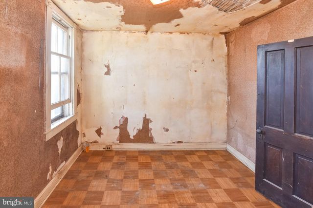 613 HARDING PL, Baltimore, MD 21211