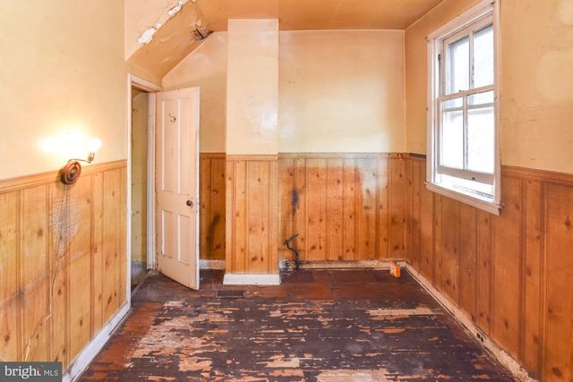 613 HARDING PL, Baltimore, MD 21211