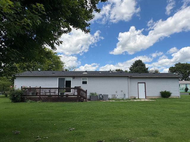127 Cardinal Lane, Sandwich, IL 60548