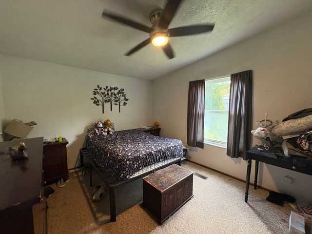 127 Cardinal Lane, Sandwich, IL 60548