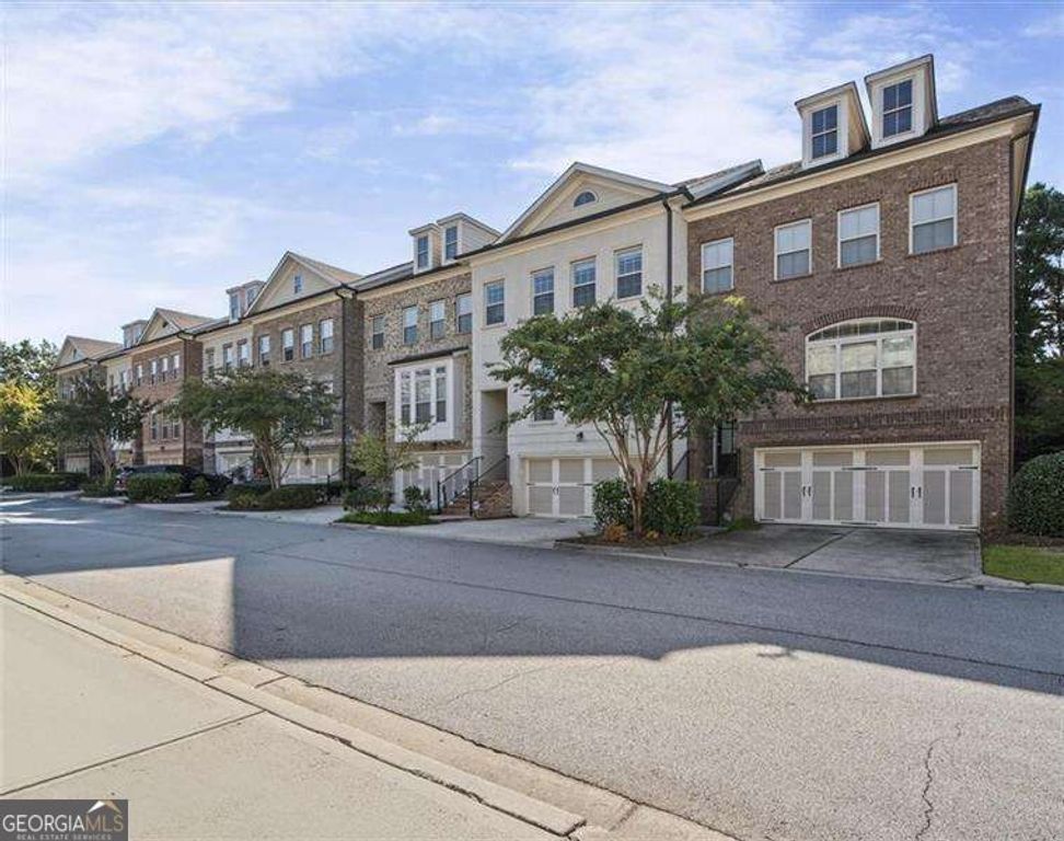 1781 Kenstone Walk, Dunwoody, GA 30338 — photo 2
