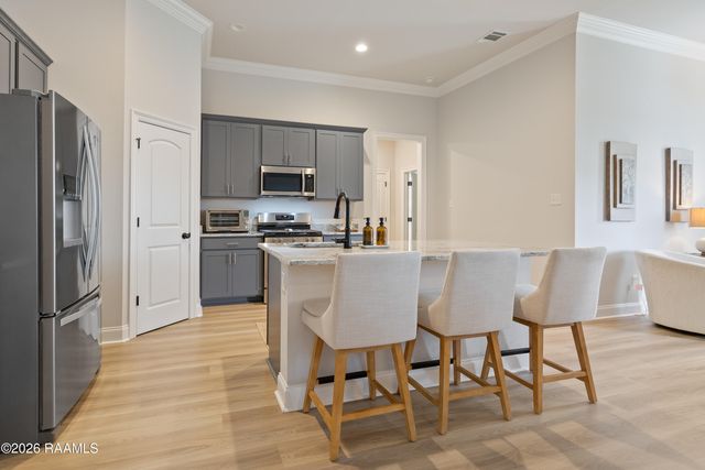 112 Steep Meadows Lane, Lafayette, LA 70506