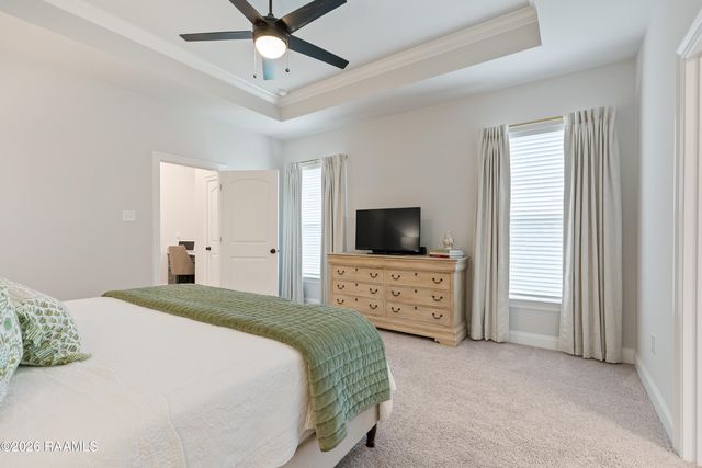 112 Steep Meadows Lane, Lafayette, LA 70506