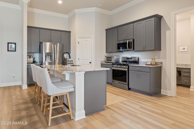 112 Steep Meadows Lane, Lafayette, LA 70506