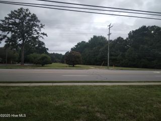 1149 N North Road Street, Elizabeth City, NC 27909