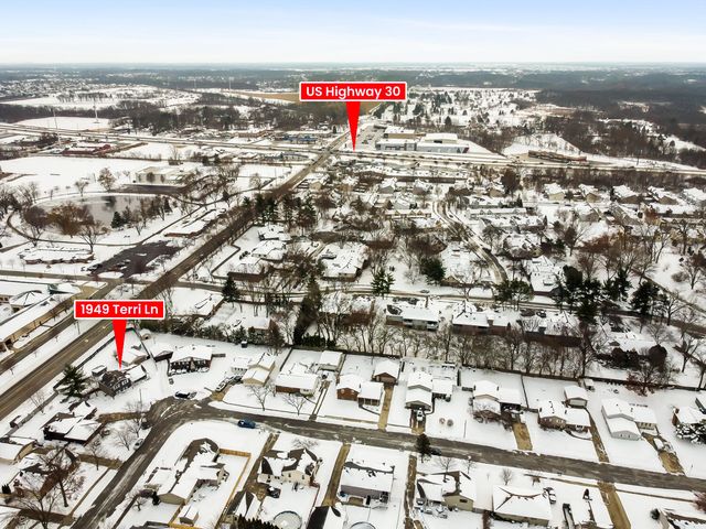 1949 Terri Lane, Schererville, IN 46375