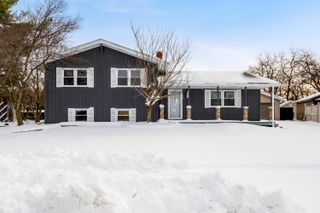 1949 Terri Lane, Schererville, IN 46375