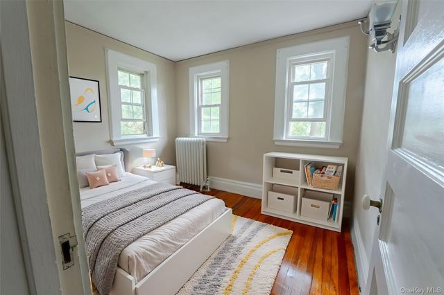 26 Overlook Circle, New Rochelle, NY 10804