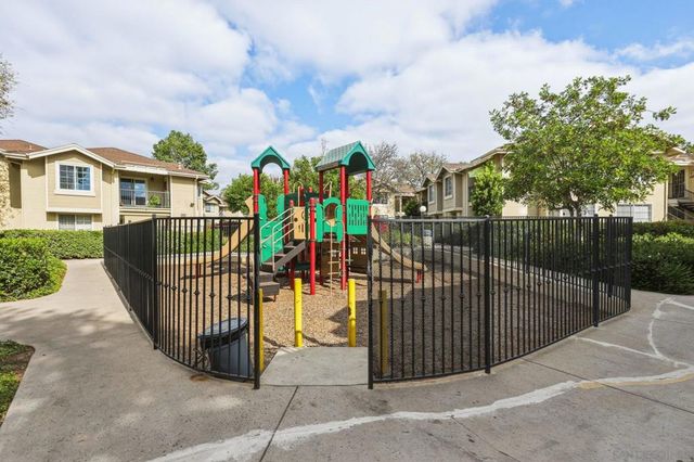 3525 Grove 220, Lemon Grove, CA 91945