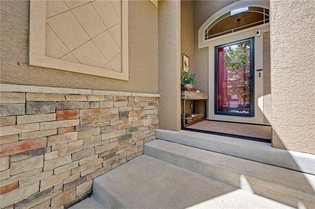 12714 W 49th Terrace, Shawnee, KS 66216