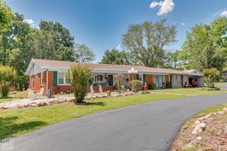 2300 Mount Carmel Road, Paragould, AR 72450