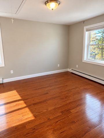 456 Main St 2, Wilmington, MA 01887