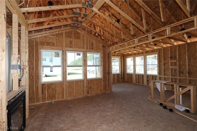 2456 Merriment Drive, Amherst, OH 44001