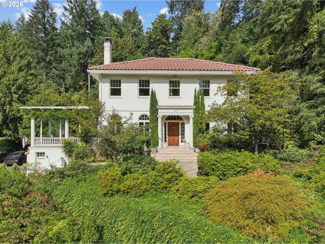 4391 Sw TERWILLIGER Blvd, Portland, OR 97239