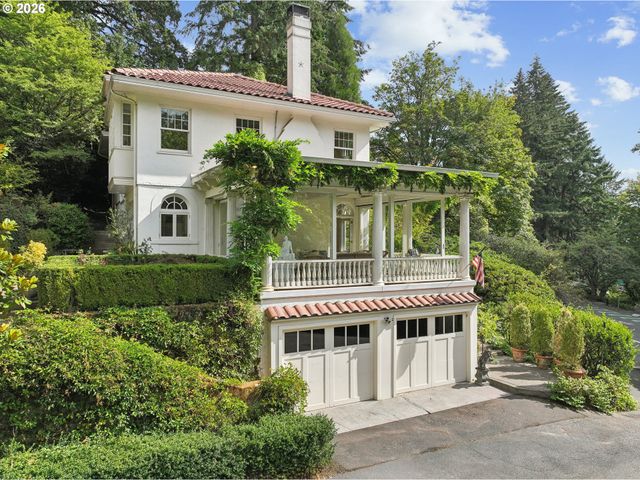 4391 Sw TERWILLIGER Blvd, Portland, OR 97239