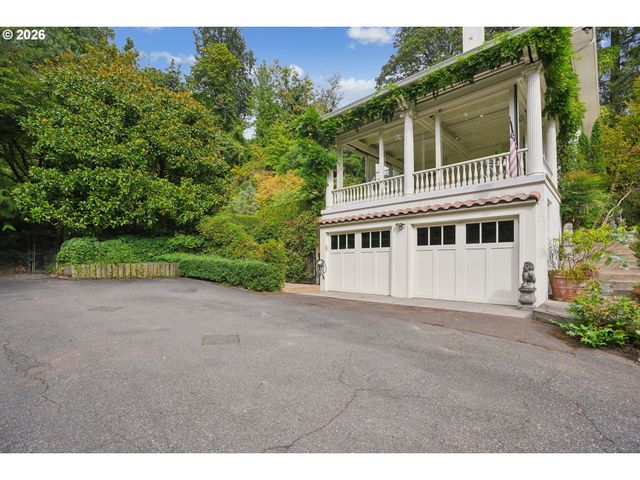4391 Sw TERWILLIGER Blvd, Portland, OR 97239