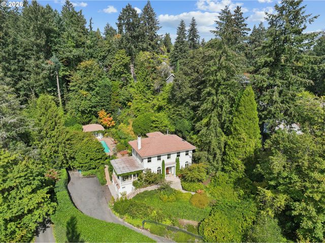 4391 Sw TERWILLIGER Blvd, Portland, OR 97239