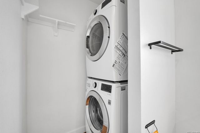 18460 S Ih 37, Elmendorf, TX 78112