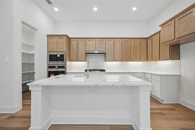 5060 Westhaven Circle, Denison, TX 75020