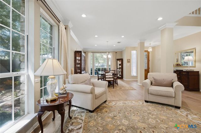 2041 Saint Andrews Drive, Round Rock, TX 78664