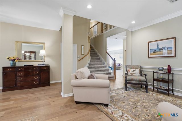 2041 Saint Andrews Drive, Round Rock, TX 78664