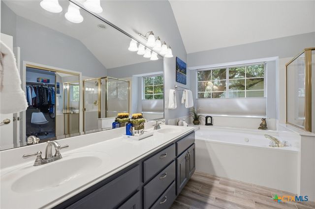 2041 Saint Andrews Drive, Round Rock, TX 78664