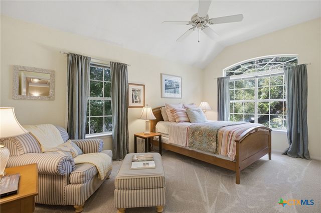 2041 Saint Andrews Drive, Round Rock, TX 78664