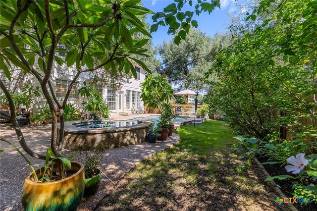 2041 Saint Andrews Drive, Round Rock, TX 78664