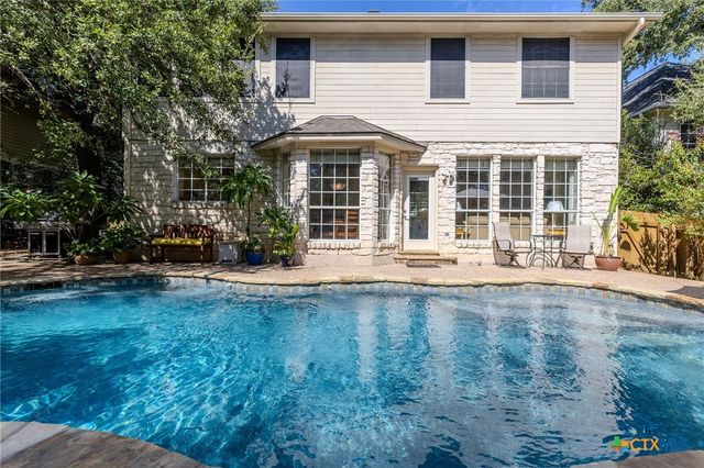 2041 Saint Andrews Drive, Round Rock, TX 78664