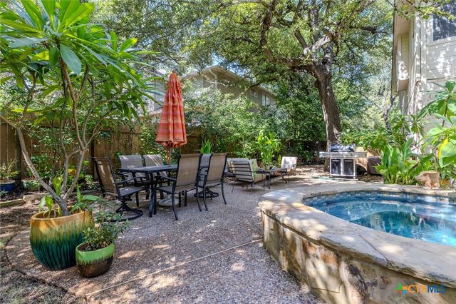 2041 Saint Andrews Drive, Round Rock, TX 78664
