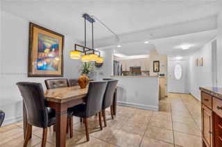 711 S Hollybrook Dr 210, Pembroke Pines, FL 33025
