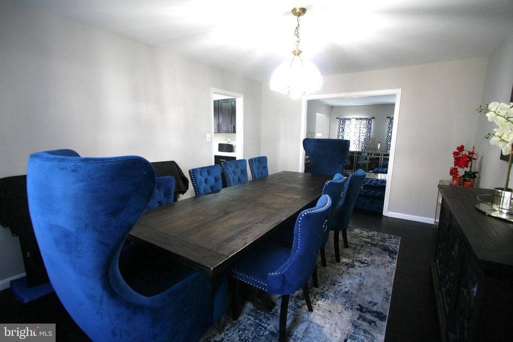 Image 8 of property listing at 13017 BROADMORE RD, Silver Spring, MD 20904