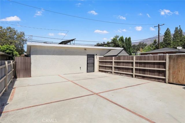 915 N Santa Anita Avenue, Arcadia, CA 91006