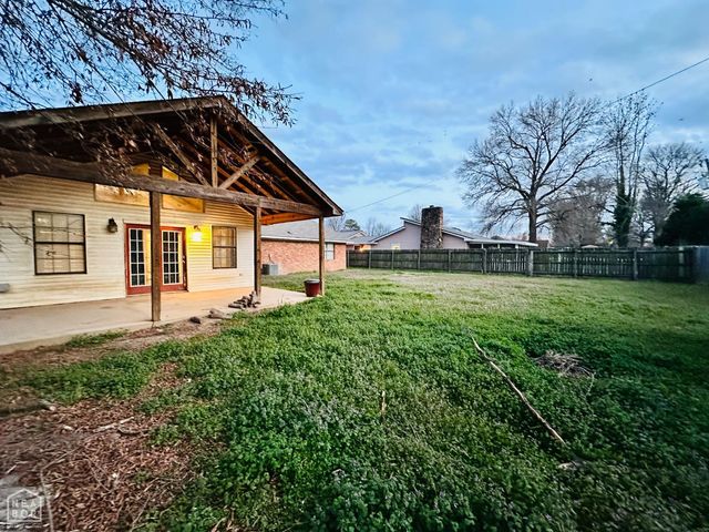 1217 Cherokee, Newport, AR 72112