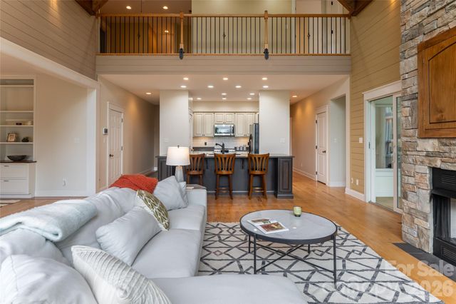 33 Bridle Path Drive, Barnardsville, NC 28709