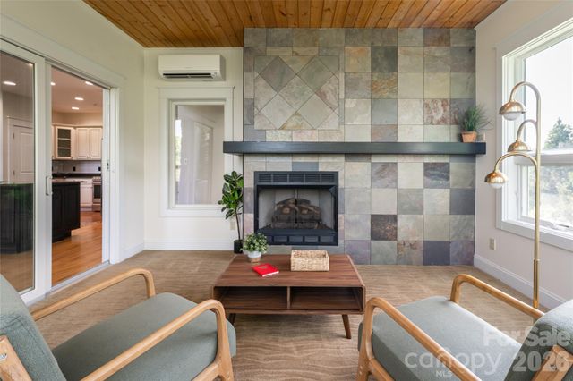33 Bridle Path Drive, Barnardsville, NC 28709