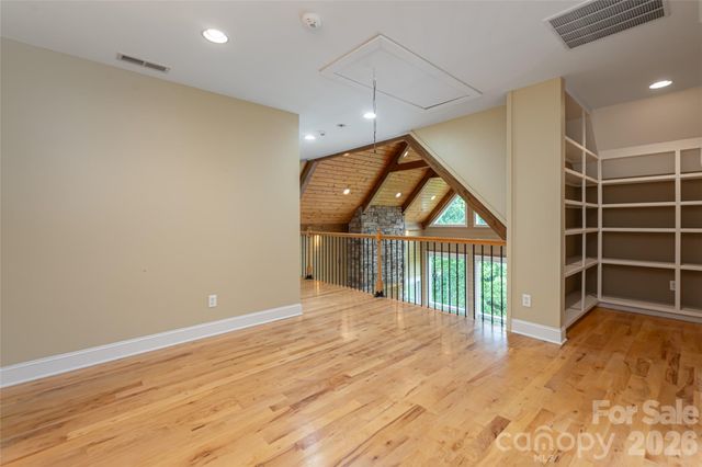 33 Bridle Path Drive, Barnardsville, NC 28709