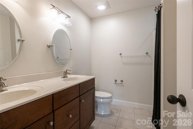 33 Bridle Path Drive, Barnardsville, NC 28709